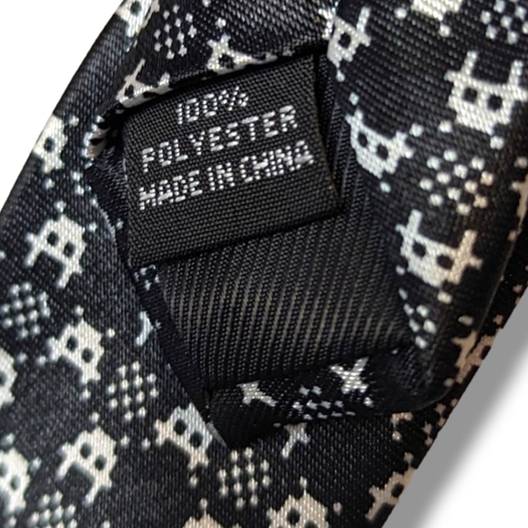 Space Invaders Retro Black White Video Game Novelty Skinny Tie - Picture 3 of 4